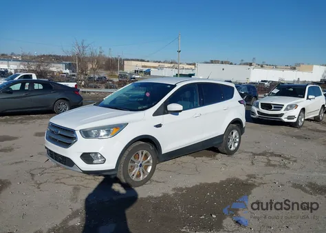 2017 Ford Escape Se z USA, uszkodzony, nr VIN 1FMCU9GD8HUC97355
